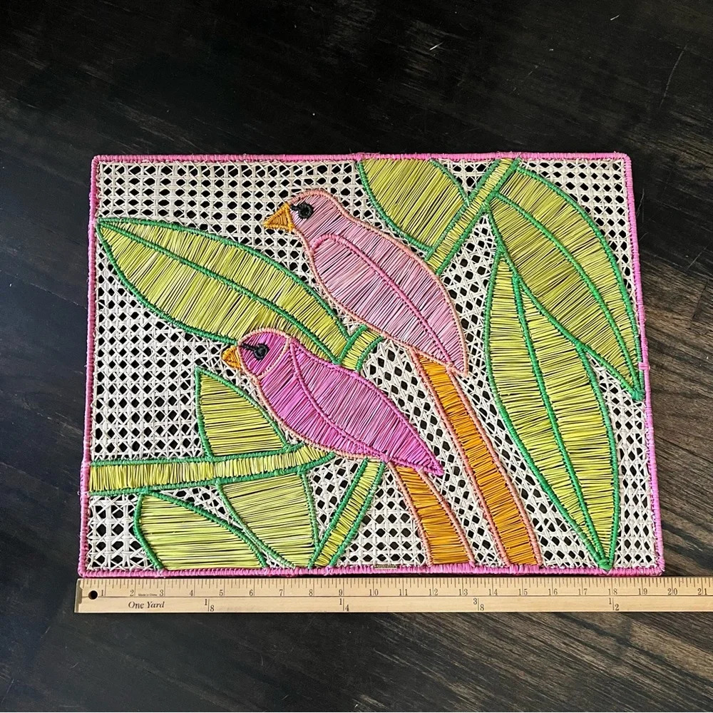 Rare Mercedes Salazar Maria Rectangular Individual Raffia Pink Bird Placemat EUC - Picture 2 of 4